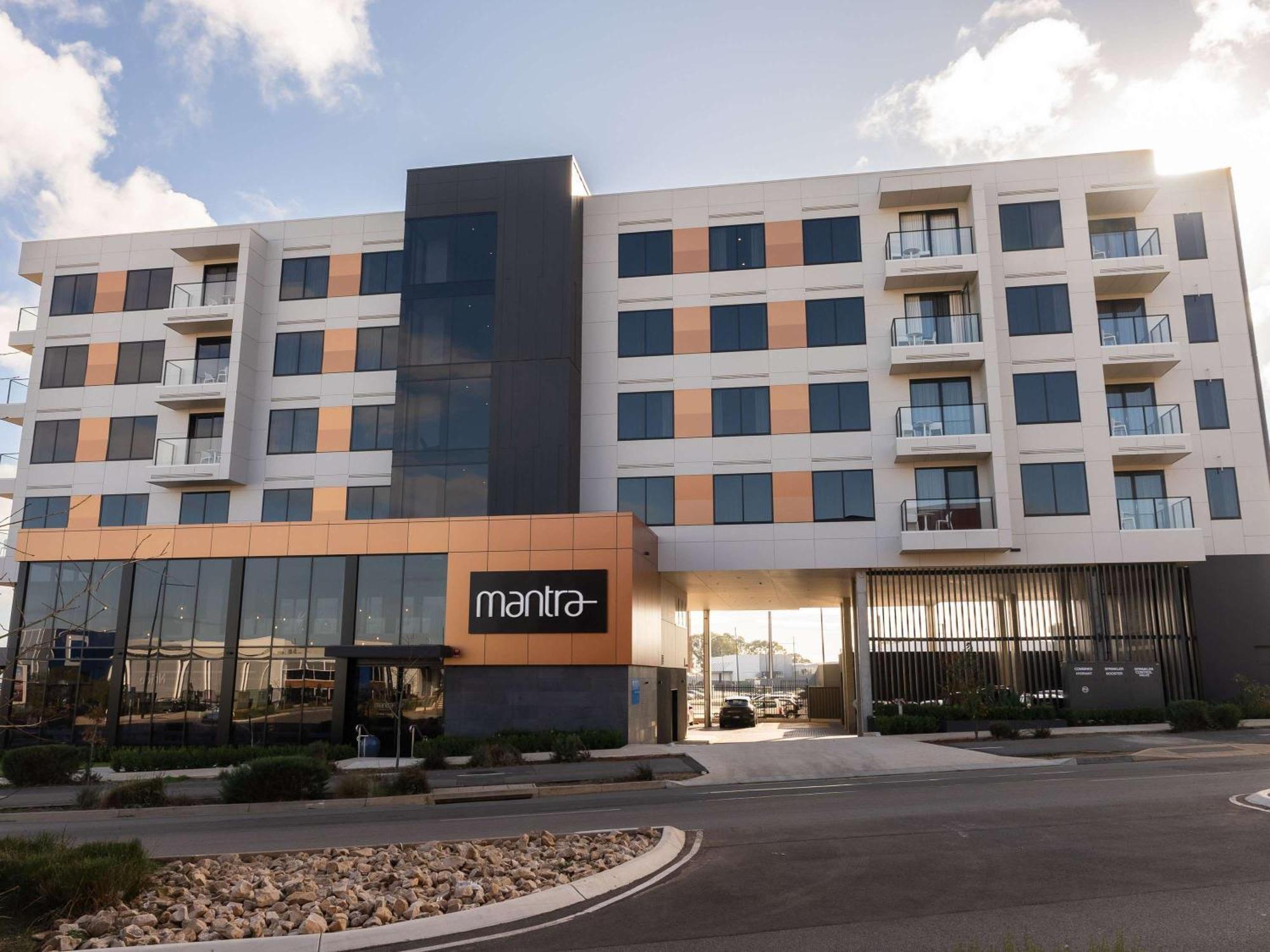 Mantra Tonsley Adelaide Aparthotel Exterior photo