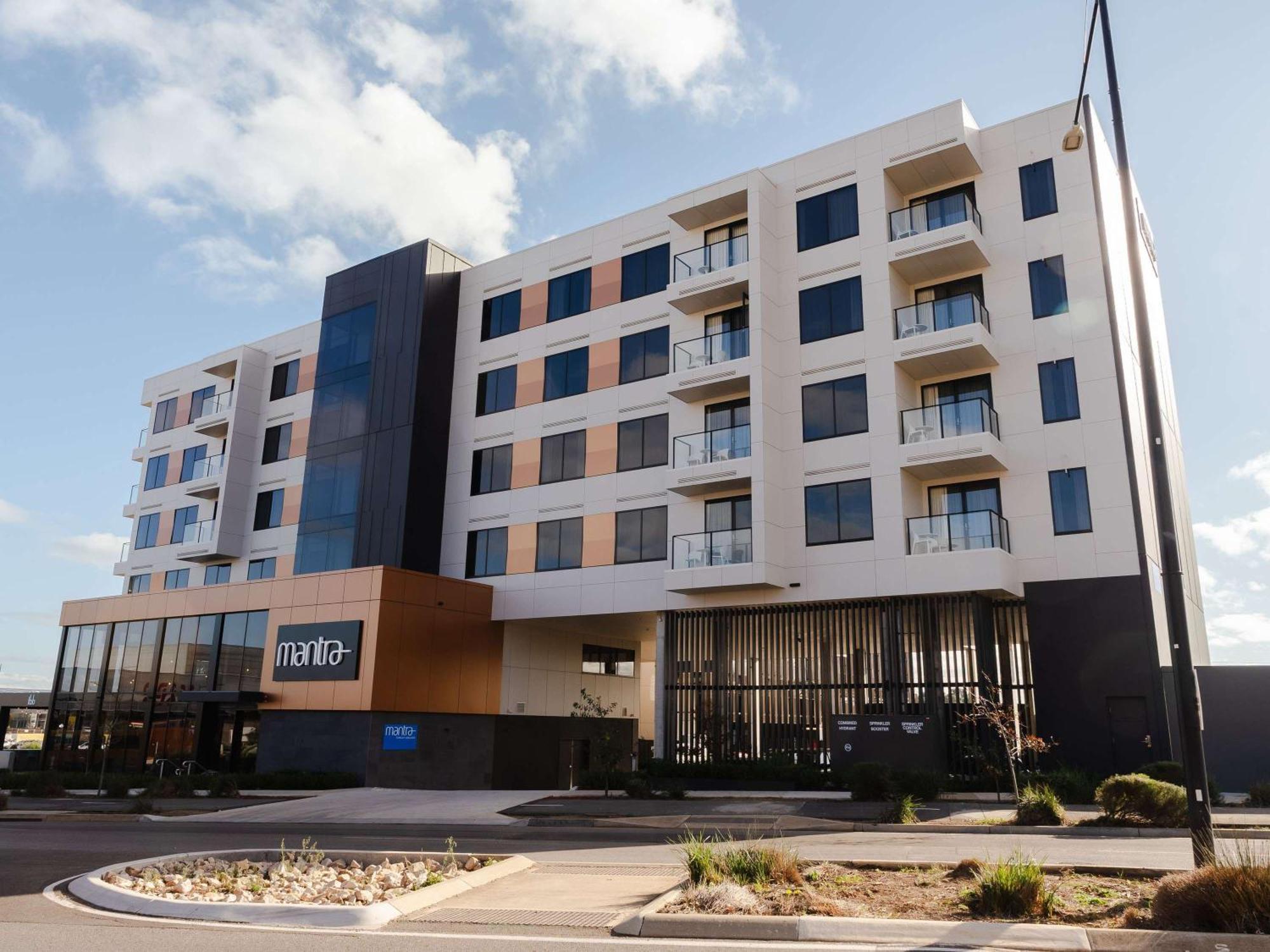 Mantra Tonsley Adelaide Aparthotel Exterior photo